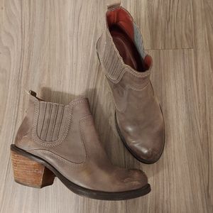 Luxury rebel Brandon booties